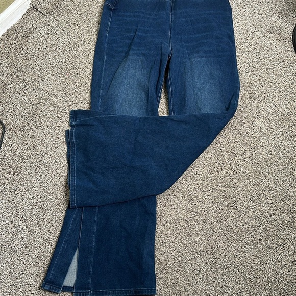 Soft surroundings flare leg slits hem pull on jeans size large blue - Picture 3 of 7